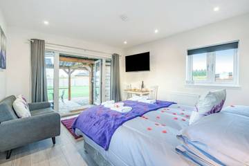 Glamping for 2 People in Worcestershire, West Midlands, Photo 1