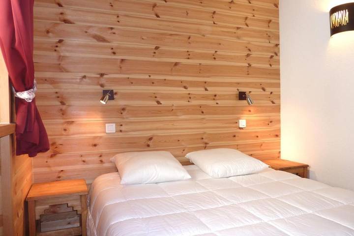 Gîte pour 8 personnes, avec jardin à Villar-d'Arêne - 4