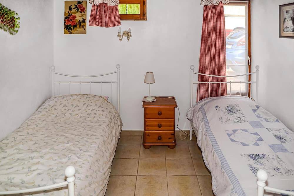 Nice home in Savigne-sous-le-Lude in Savigné-sous-le-Lude, Vallée de la Loire