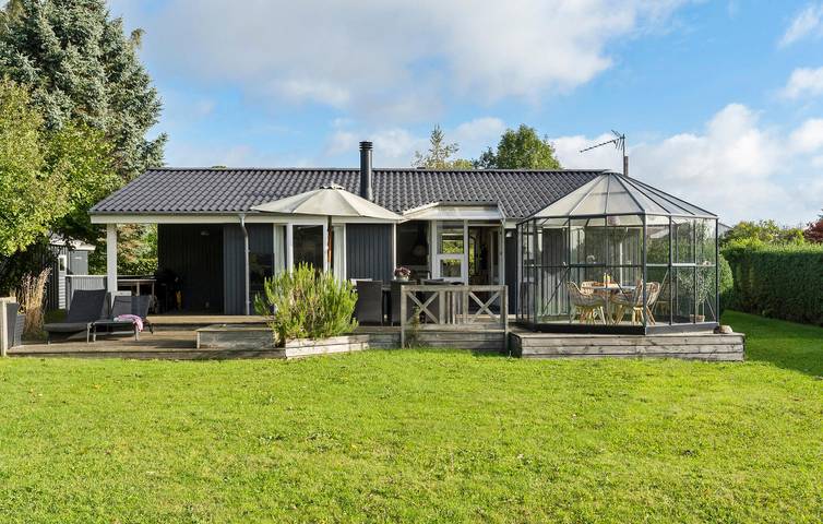 Ferienhaus für 6 Personen, mit Garten und Whirlpool sowie Terrasse und Sauna, mit Haustier in Pøt Strandby - 2