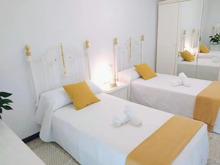 Apartamento de vacaciones para 8 personas, con vistas y balcón - 1