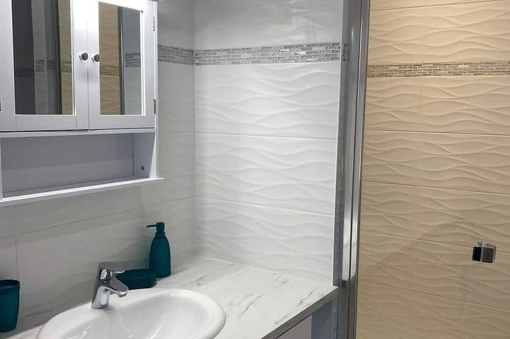 Location de vacances pour 4 personnes, avec jardin ainsi que piscine et terrasse à Saint-Just-Luzac - 4