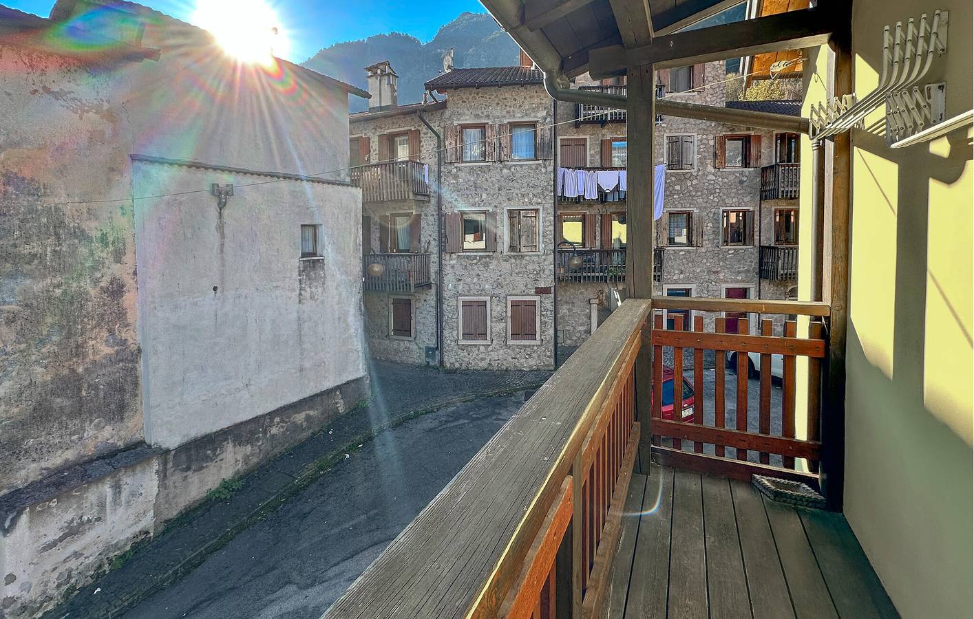 Flussufer-Rückzugsort mit WLAN, TV und Parkplatz – in der Nähe des Flusses Piave in Longarone, Schiaragruppe
