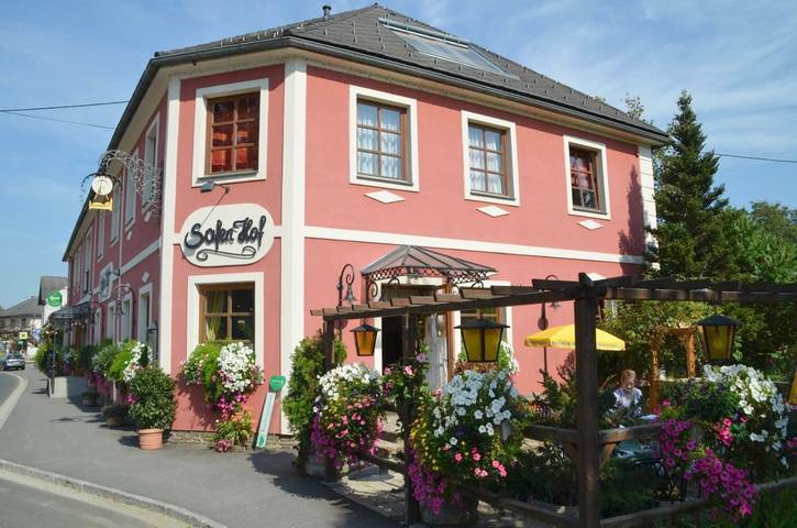 Hotel für 2 Personen, mit Terrasse und Garten in Bad Waltersdorf