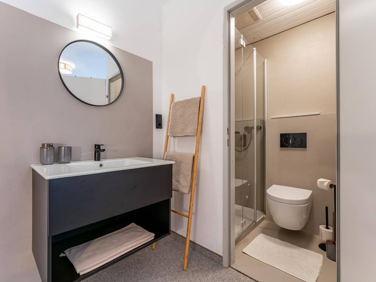 Große, gemütliche Ferienwohnung mit Terrasse in Neukirchen am Großvenediger, Pinzgau