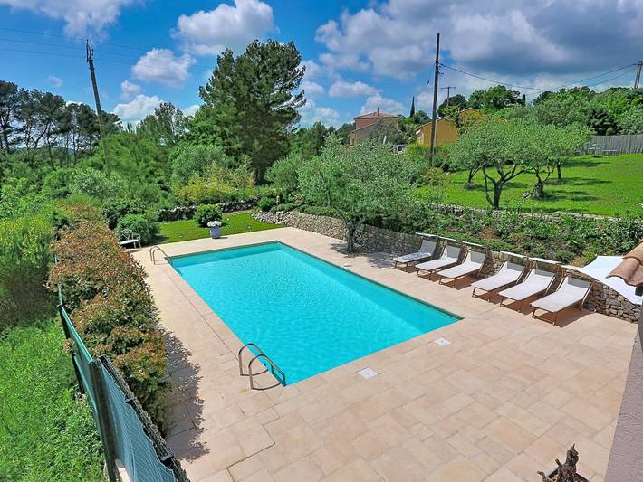 Gîte pour 8 personnes, avec piscine, adapté aux familles à Flayosc - 2