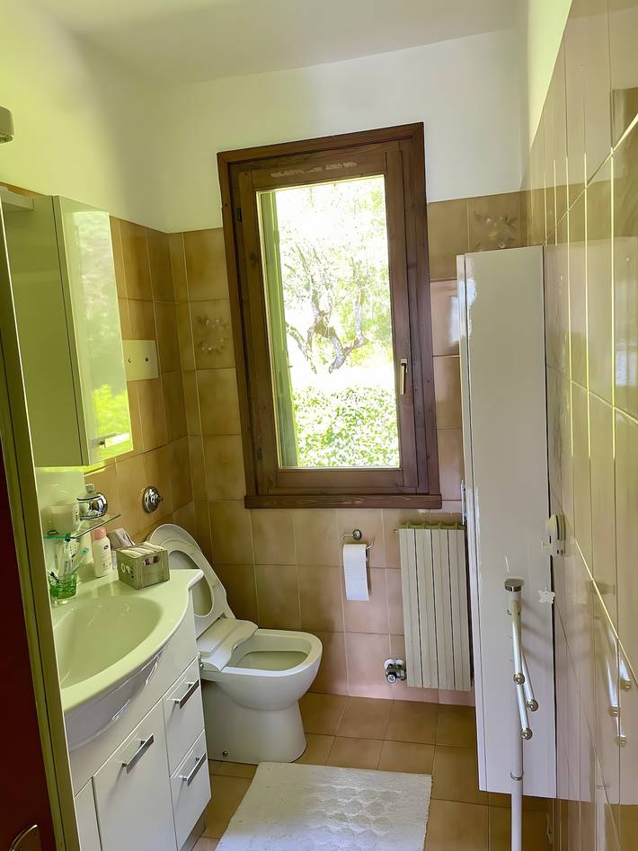 Ganze Wohnung, Apartment „Casa Graziella“ mit Seeblick, Gemeinschaftsgarten und Balkon in Ranzanico, Prealpi Bergamasche Orientali