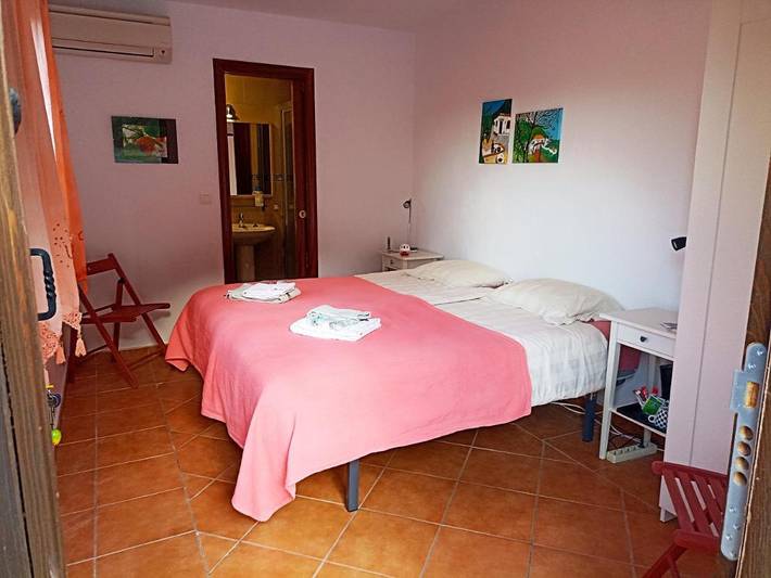 Casa rural para 2 personas, con Terraza además de Jardín y Vistas en Canillas de Albaida