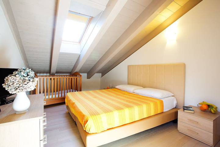 Ganze Wohnung, Lenno Spese – Apartment In Lenno Mit Einem Pool in Lenno, Gemeinde Tremezzina