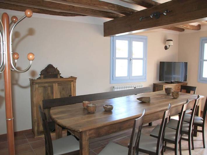 Casa rural para 12 personas, con vistas además de jardín y balcón en La Ribagorza - 4