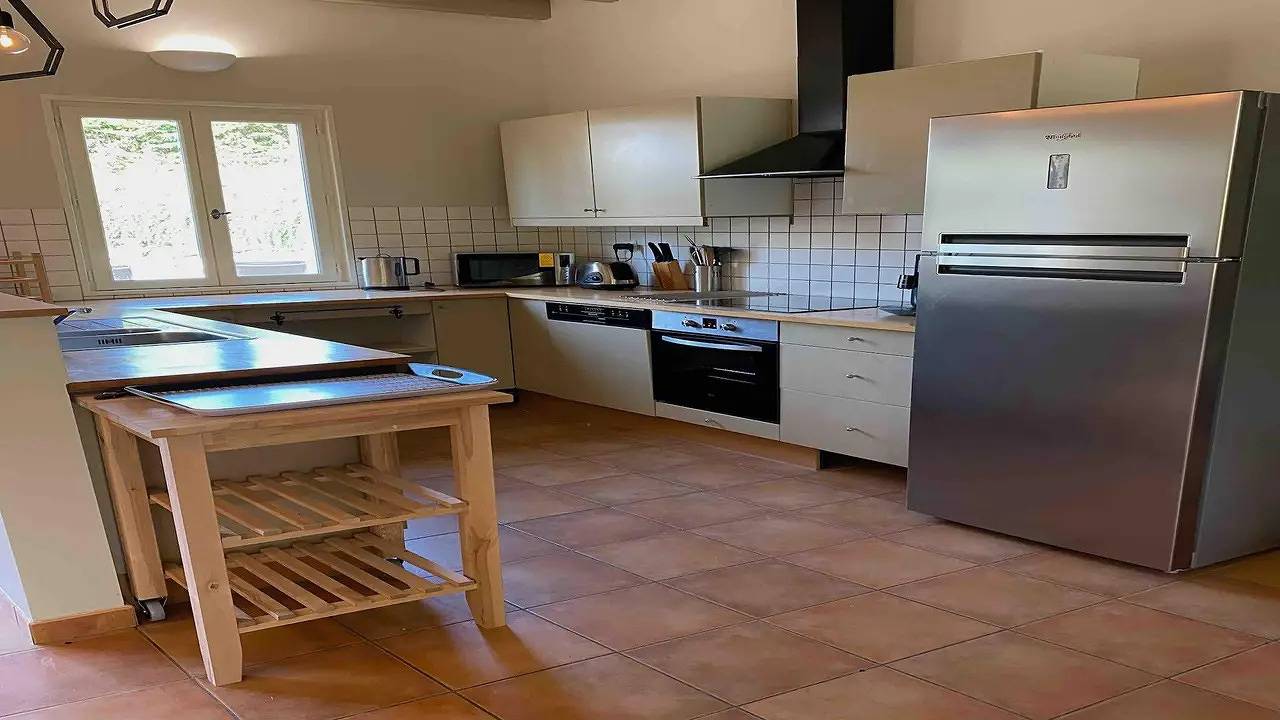 Maison de vacances pour 11 personnes avec piscine in Chalais, Charente