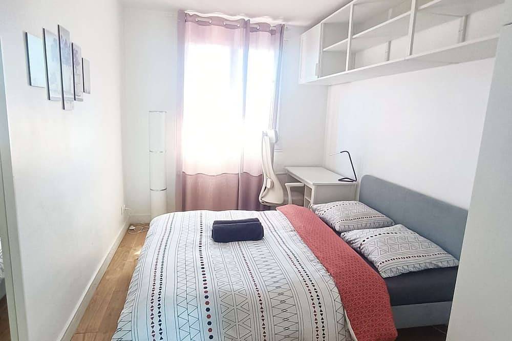 Apartamento entero, Le Petit Rosier in Vitry-sur-Seine, 20 minutes from central Paris and Orly airport in Vitry-sur-Seine, Valle del Marne
