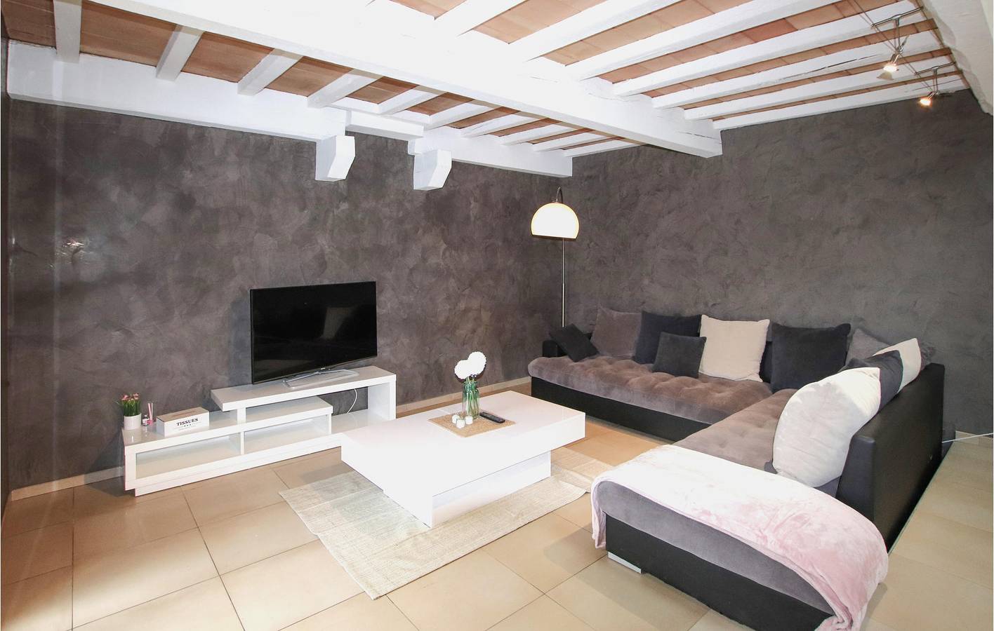 Retraite sereine : appartement de 220m2 près de Malataverne in Malataverne, Région de nyons