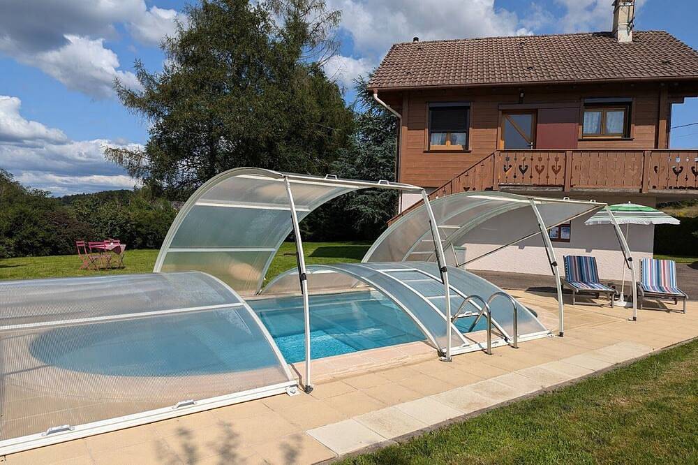 Cozy chalet with private pool in Val-d'Ajol, 3 bedrooms in Le Val-d'Ajol, Parc naturel régional des Ballons des Vosges