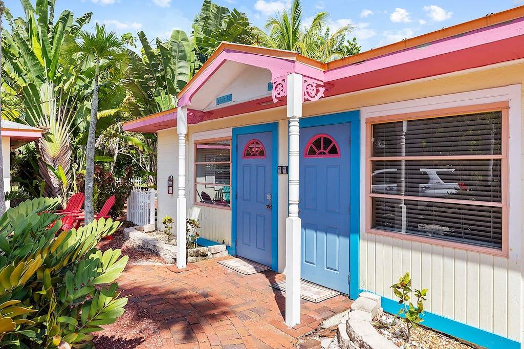 Captain Ed's Cottage at Palmview Inn of Sanibel in Sanibel, Sanibel Island
