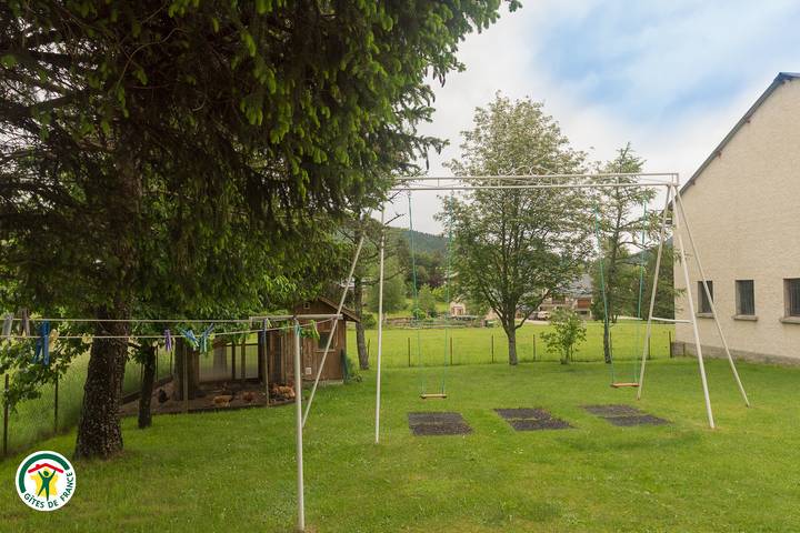 Gîte pour 4 personnes, avec jardin à Corrençon-en-Vercors - 2