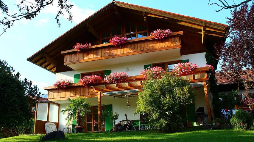 Ferienwohnung für 4 Personen, mit Balkon und Garten, mit Haustier in Rieden