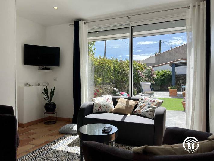 Gîte pour 4 personnes, avec jardin à Montséret - 3