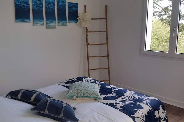 Location de vacances pour 5 personnes, avec jardin à Plouider - 2