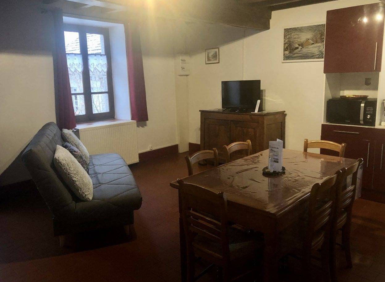 Gîte de charme, Parc du Morvan (2/4 personnes) in Saint-Agnan, Parc naturel régional du Morvan
