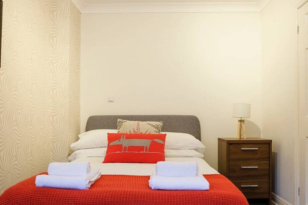 Stylish Family Home Close To City Centre with Parking in Cardiff, Cardiff e dintorni