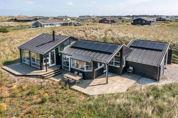 Villa för 8 Personer, med bastu och bubbelpool, med husdjur i Hirtshals
