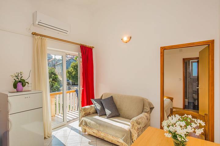 Smještaj za odmor za 2 osoba, s Balkon/terasa u Tkon