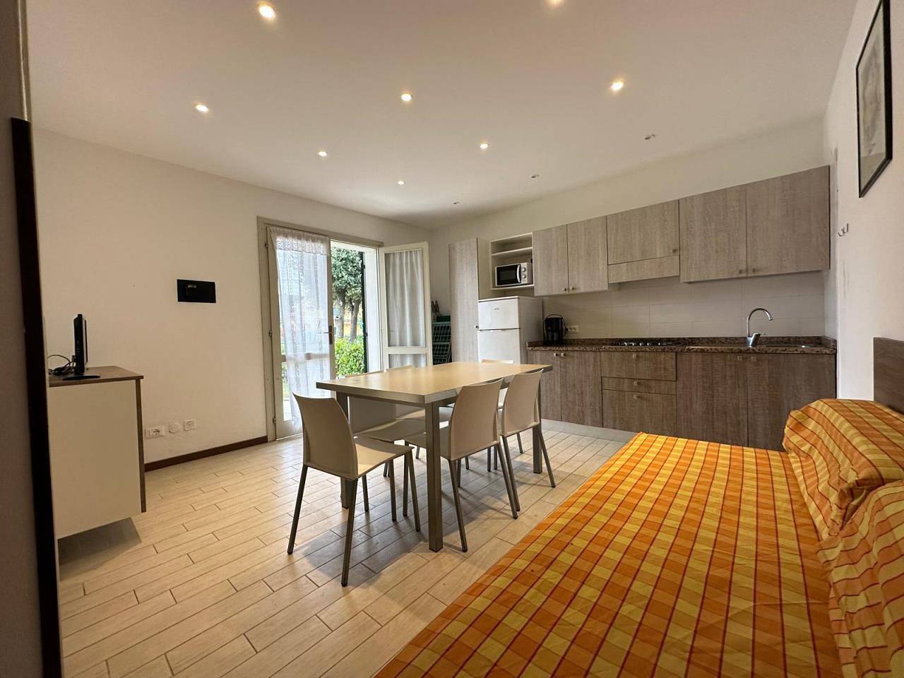 Residenz Michelangelo Dreizimmerwohnung C6*++ Richtung Pool für 6 Personen in Bibione, San Michele al Tagliamento