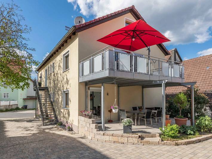 Ferienwohnung für 8 Personen, mit Balkon und Garten in Ebermannstadt