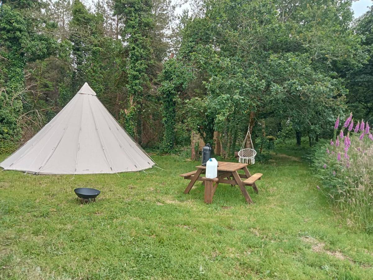 Tipi insolite 1 a 4 personnes in Plouray, Région de Pontivy