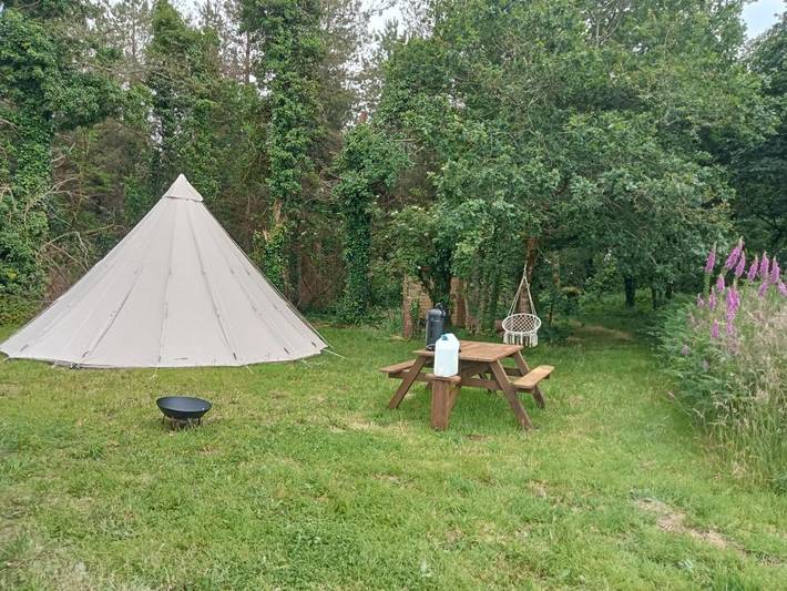 Tente pour 4 personnes, avec vue et piscine ainsi que terrasse et jardin, animaux acceptés dans le Morbihan - 3