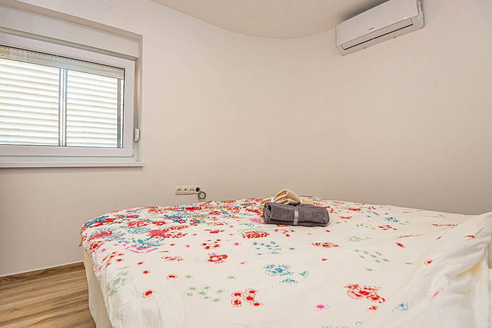 Ganze Wohnung, Tolle 1-Zimmer-Wohnung in Brodarica in Sibenik, Šibenik-Knin