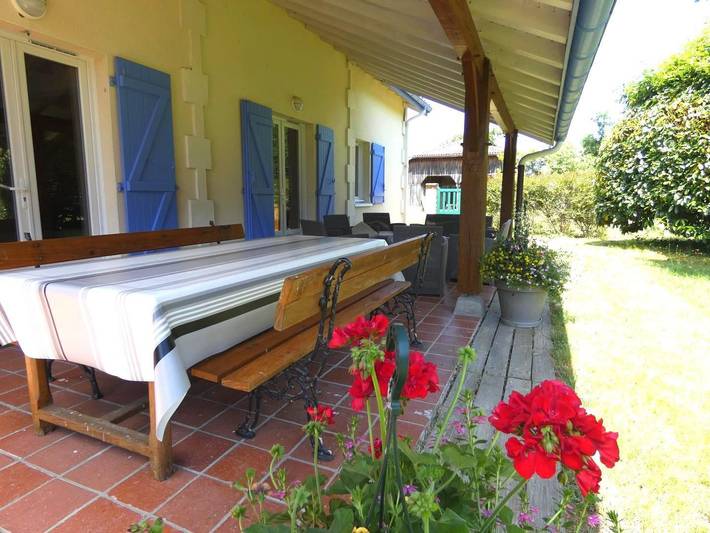 Gîte pour 8 personnes, avec Terrasse ainsi que Jardin et Vue