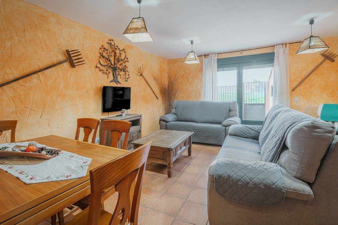 Casa rural 'Casas Rurales Las Eras I A' con vistas a la montaña, terraza y balcón privados in Ayllón, Provincia de Segovia