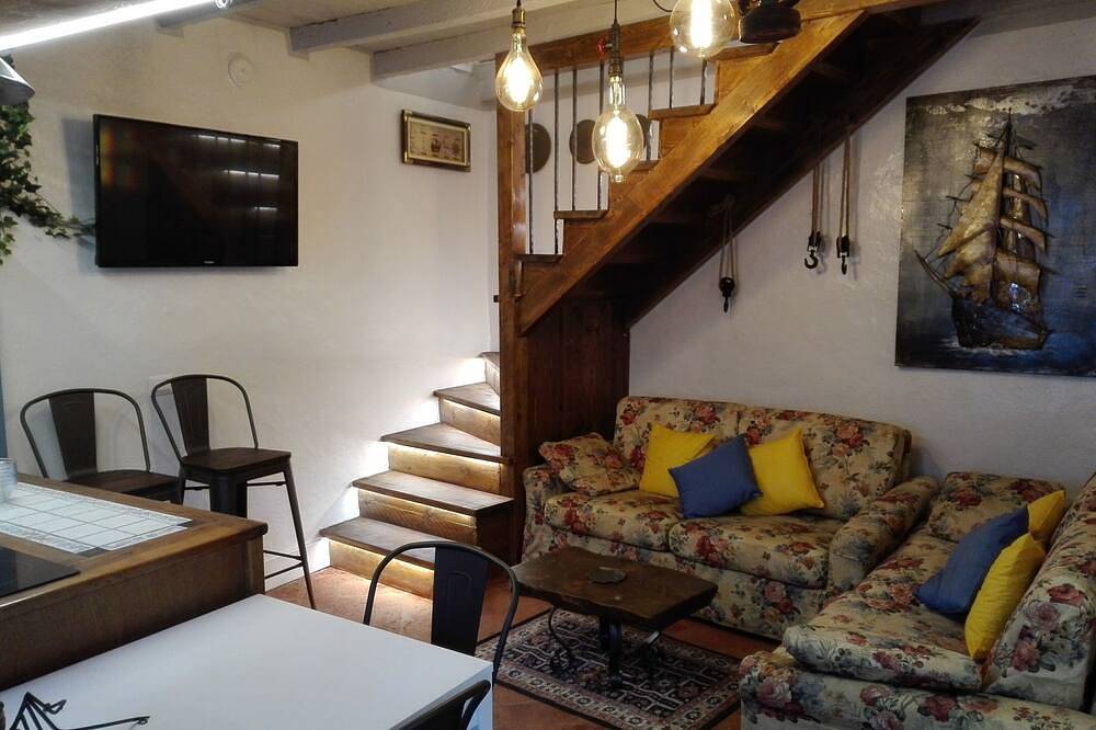 Ganze Wohnung, Dama Apartment - Das Kapitänshaus in Sulzano, Iseosee