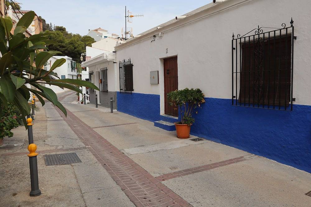 The little blue house in Castell de Ferro, Gualchos
