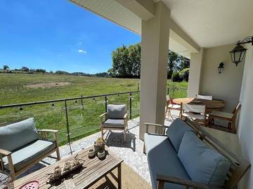 Gîte pour 4 personnes, avec vue et jardin, animaux acceptés à Cosnac