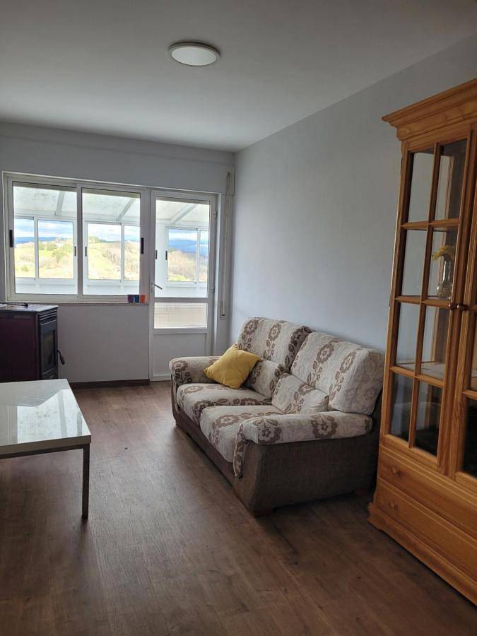 Appartement entier, Piso Luar Becerrea in Becerreá, Province de Lugo