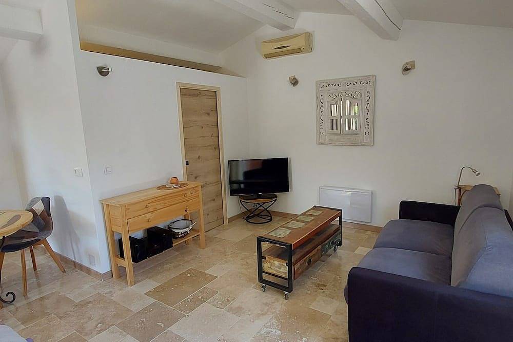 Apartamento entero, Entre mar y montaña: calma, tranquilidad, plena naturaleza! in Draguignan, Region de Draguignan