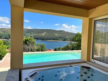 Chalet para 10 personas, con jardín y vistas al lago además de piscina y vistas en Región Norte (Portugal)