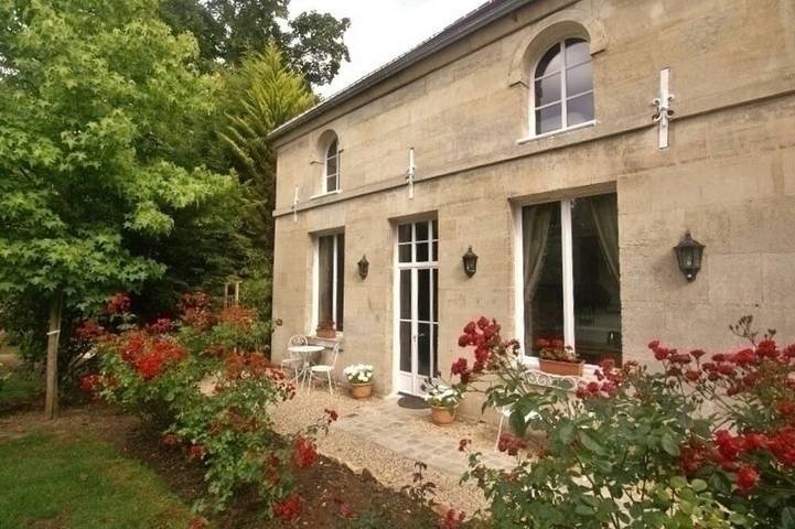 Gîte pour 4 personnes, avec Terrasse et Jardin dans Oise
