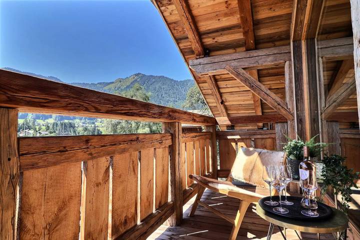 Chalet für 12 Personen, mit Pool und Sauna sowie Garten in Montriond