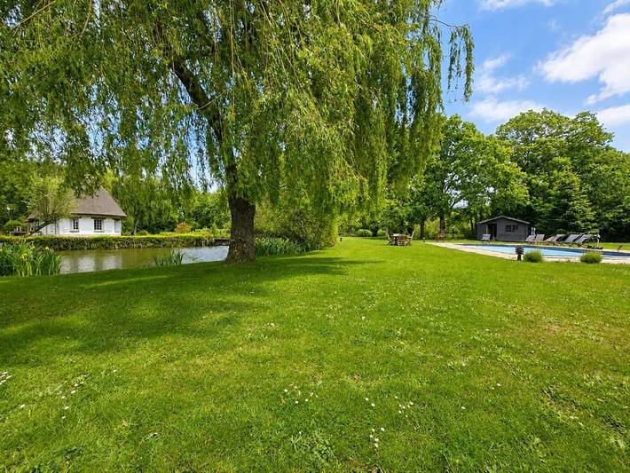 Villa pour 10 personnes, avec Terrasse et Jardin ainsi que Piscine et Vue
