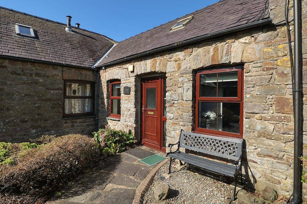 Cottage for 4 People in Broad Haven, Pembrokeshire