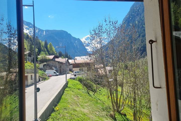 Gîte pour 6 personnes, avec Balcon à Planay