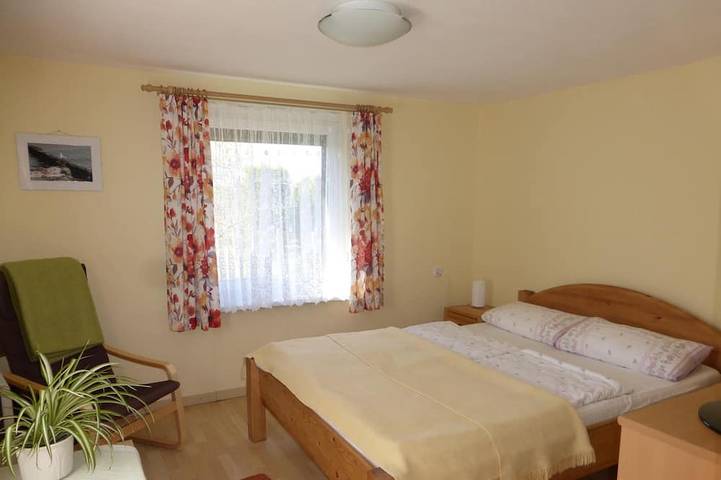 Ferienwohnung für 2 Personen, mit Garten in Dierkow - 2