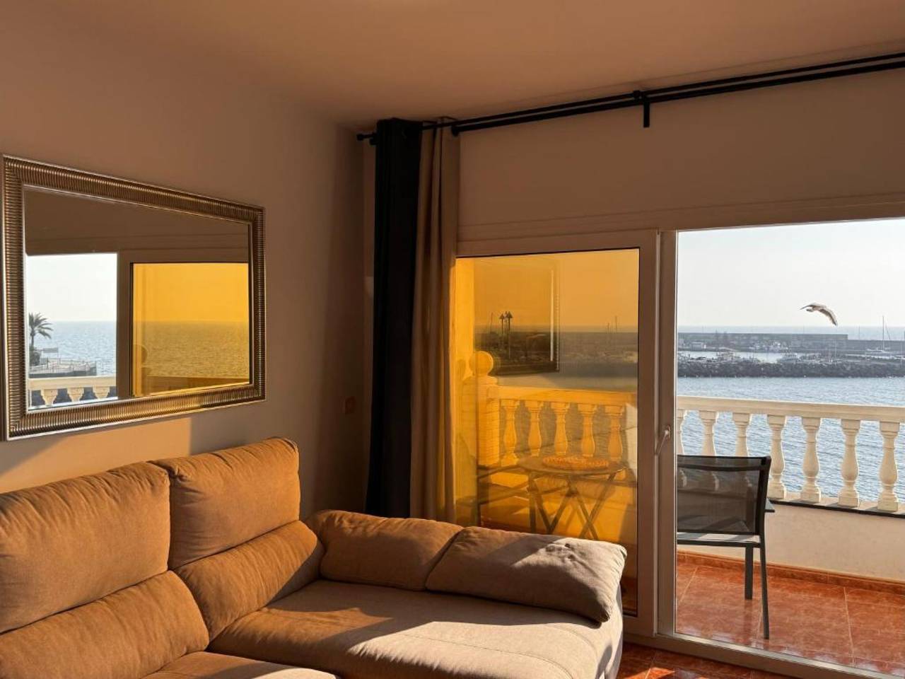 Ganze Wohnung, Ferienwohnung 'Salitre' mit Meerblick, Balkon und WLAN in Playa Marañelas, Mogán