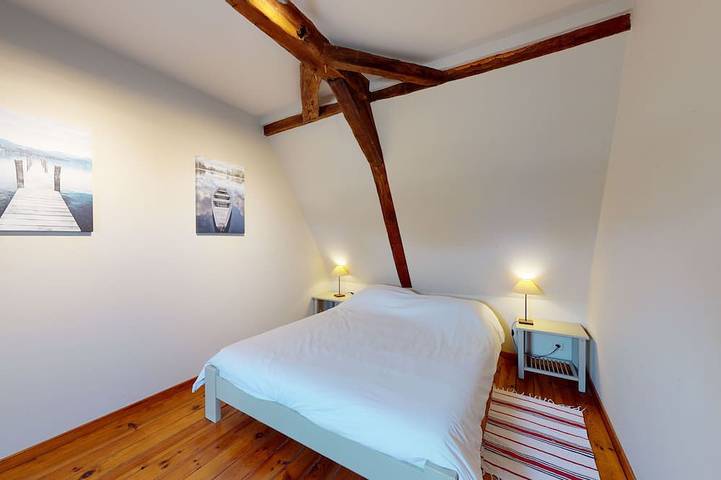 Location de vacances pour 7 personnes, avec piscine ainsi que sauna et jardin à Sainte-Foy-de-Longas - 4