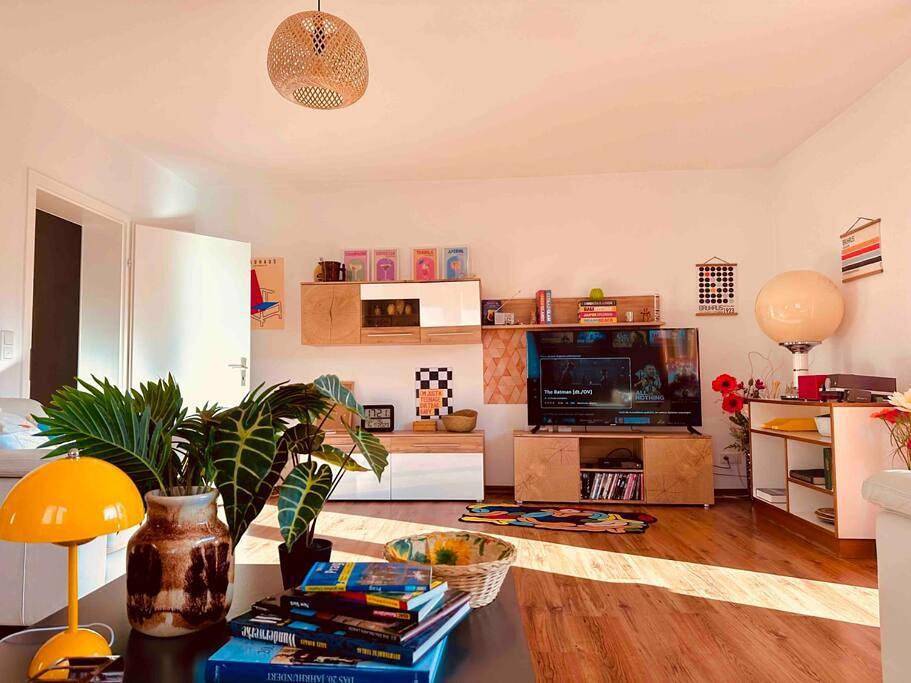 Ganze Wohnung, Schöne Terrassenwohnung zwischen Giessen und Marburg in Staufenberg, Lahntal