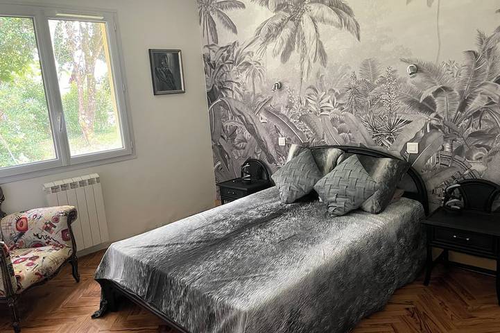 Location de vacances pour 6 personnes, avec jardin, animaux acceptés à Petit-Palais-et-Cornemps - 2